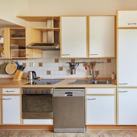 Prague Days - Sunlit Attic Loft In Vinohrady Apartment Екстериор снимка